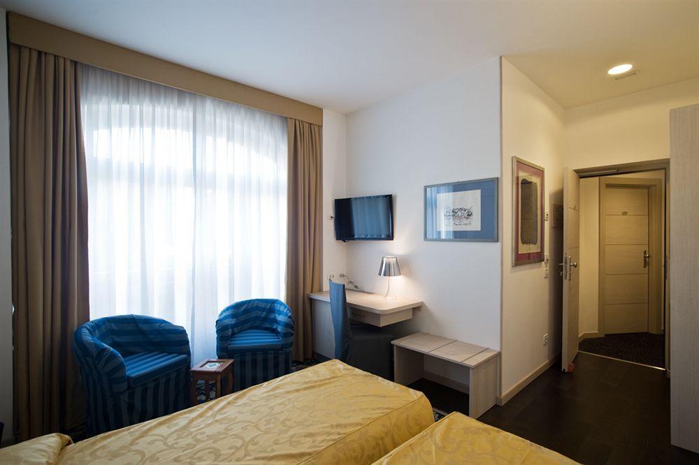 Hotel Appia 442 Rom Exterior foto